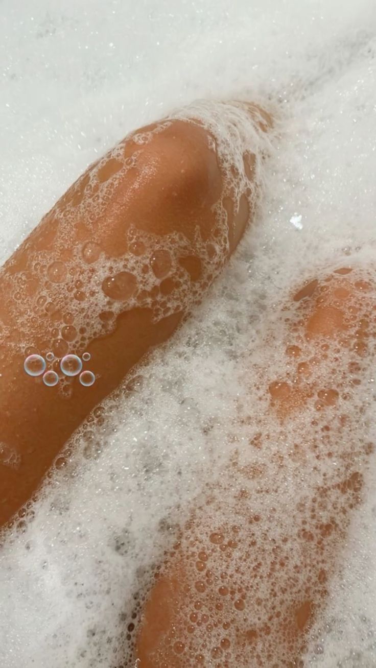 Water Masturbation: Tips, Techniques & Safety Guide